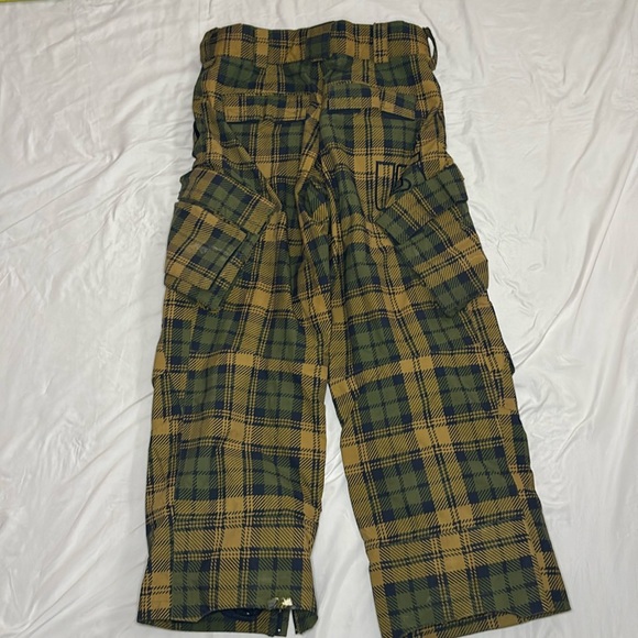 Burton plaid snow pant size small - Picture 5 of 7